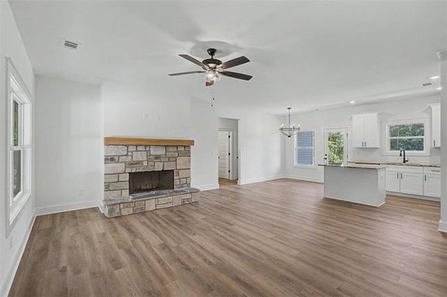 193 Cole Lake Rd, Dallas, GA 30157