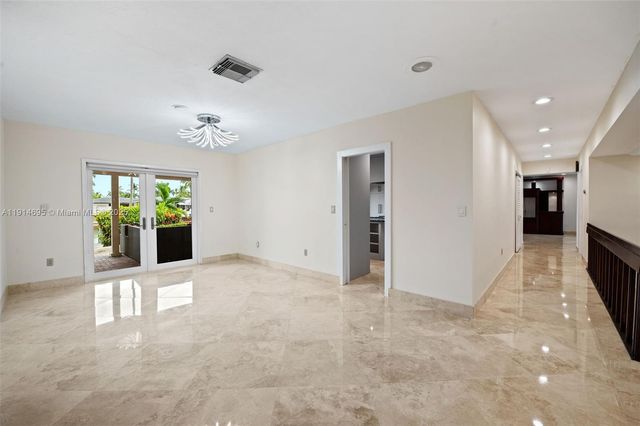 2015 NE 120th Rd, North Miami, FL 33181