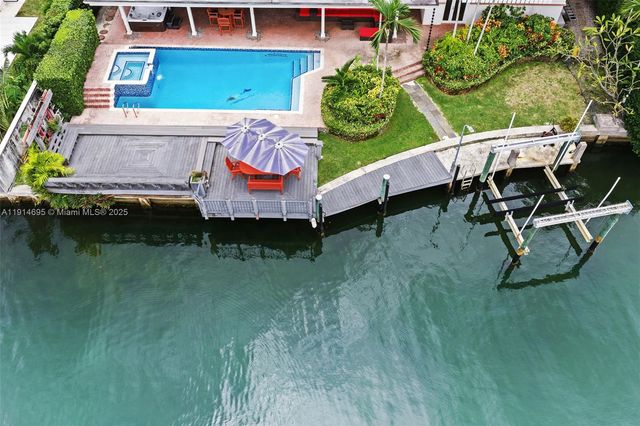 2015 NE 120th Rd, North Miami, FL 33181