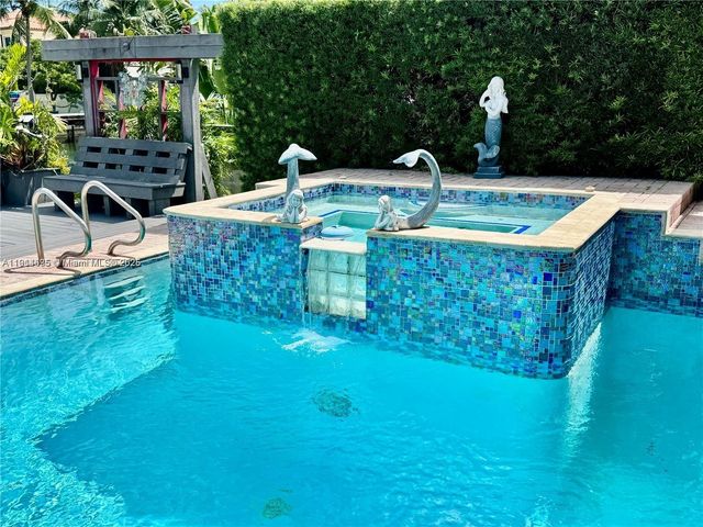 2015 NE 120th Rd, North Miami, FL 33181