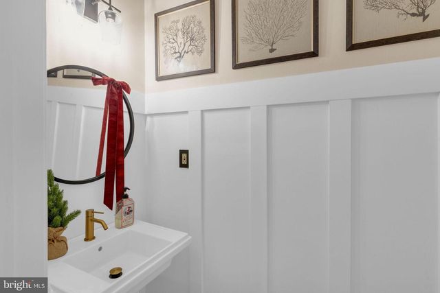 3867 CHARTER CLUB DR, Doylestown, PA 18902