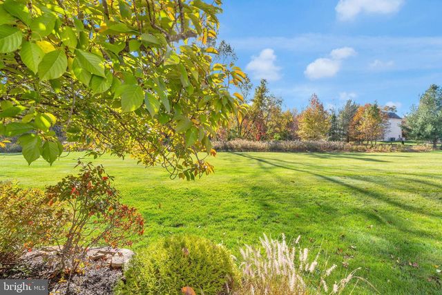 3867 CHARTER CLUB DR, Doylestown, PA 18902