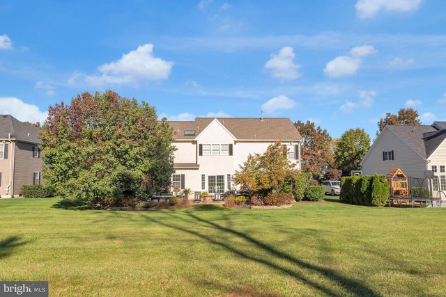 3867 CHARTER CLUB DR, Doylestown, PA 18902