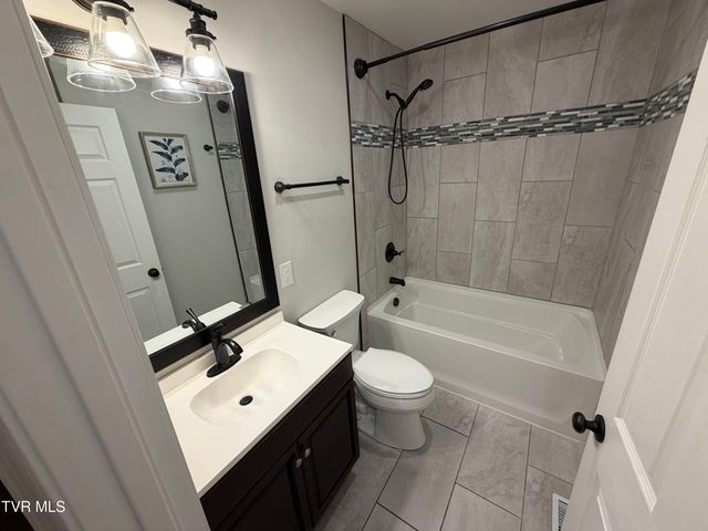 4606 Island Road, Bristol, TN 37620