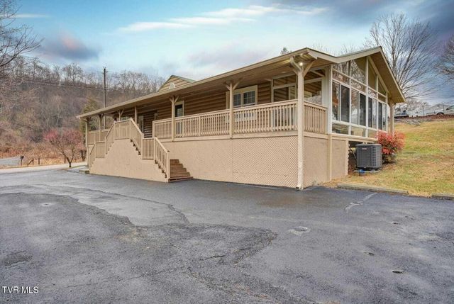 4606 Island Road, Bristol, TN 37620