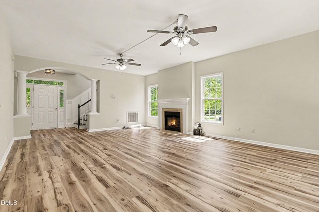 2204 Becketts Ridge Drive, Hillsborough, NC 27278