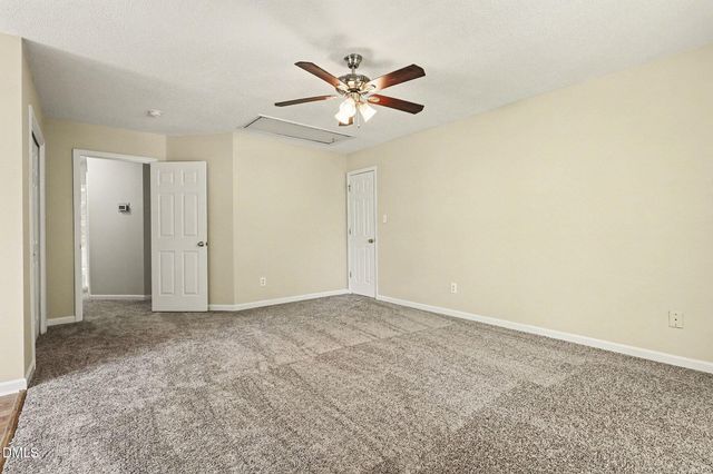 2204 Becketts Ridge Drive, Hillsborough, NC 27278