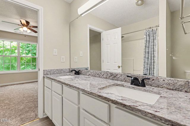 2204 Becketts Ridge Drive, Hillsborough, NC 27278