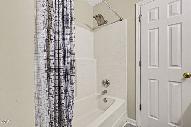 2204 Becketts Ridge Drive, Hillsborough, NC 27278