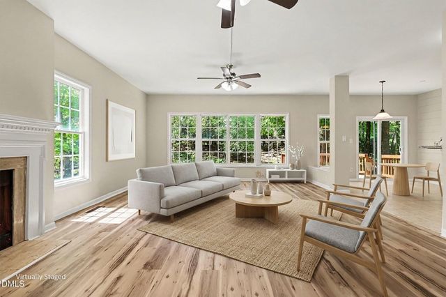 2204 Becketts Ridge Drive, Hillsborough, NC 27278