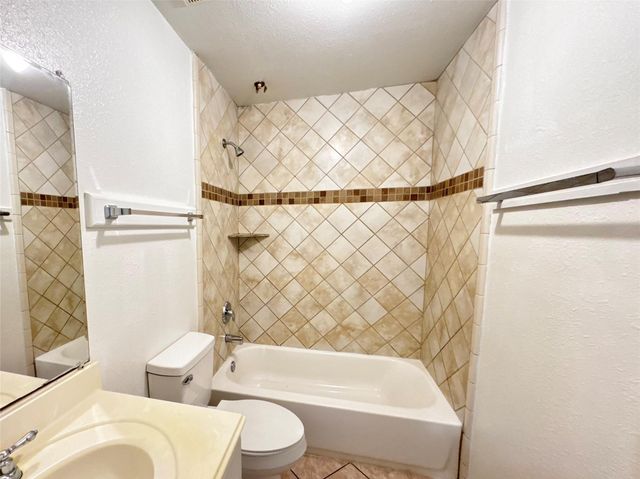 2110 Turner Drive, Houston, TX 77093