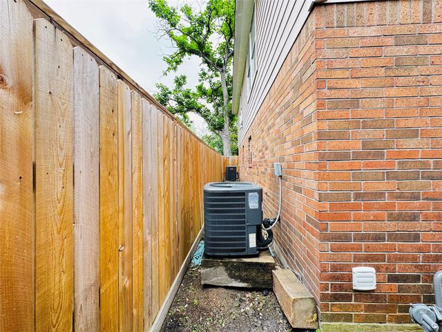 2110 Turner Drive, Houston, TX 77093