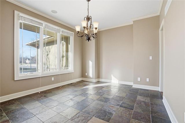 2300 Silver Spring Lane, Lee's Summit, MO 64086