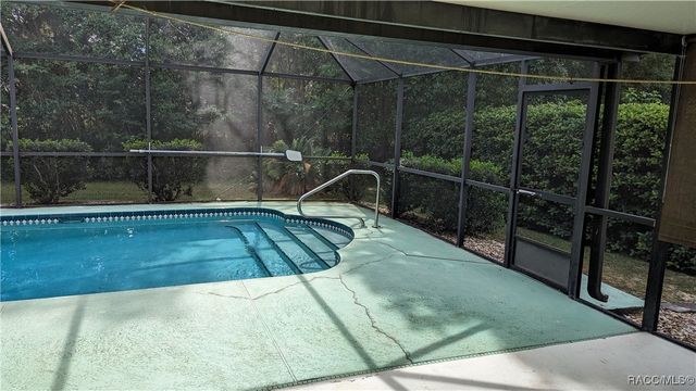 52 S SJ Kellner Boulevard, Beverly Hills, FL 34465