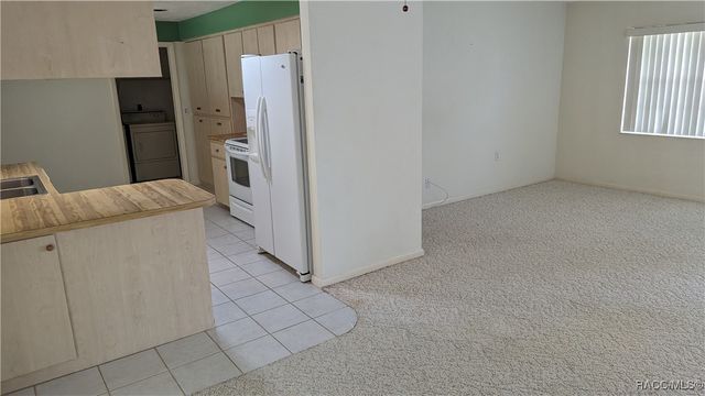 52 S SJ Kellner Boulevard, Beverly Hills, FL 34465