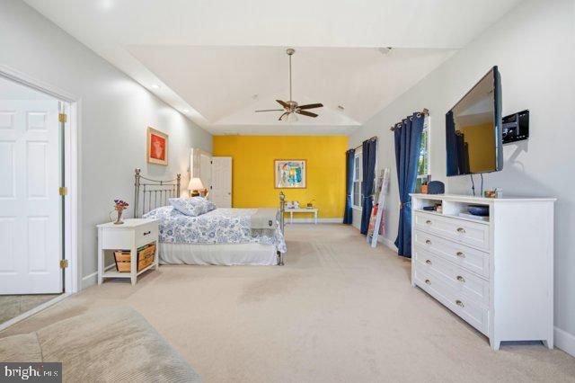 8310 ROBEY AVE, Annandale, VA 22003