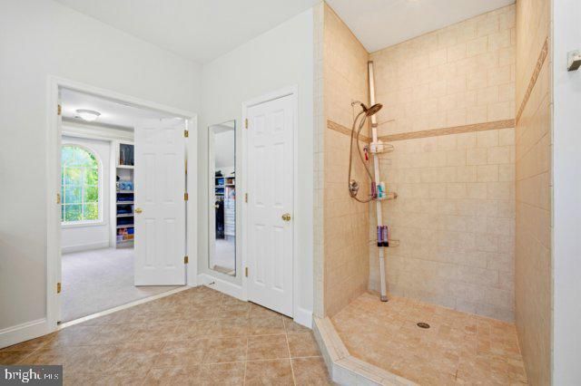 8310 ROBEY AVE, Annandale, VA 22003