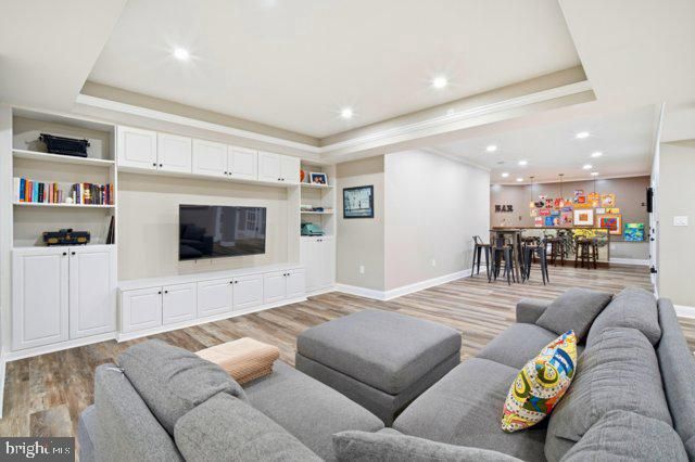 8310 ROBEY AVE, Annandale, VA 22003