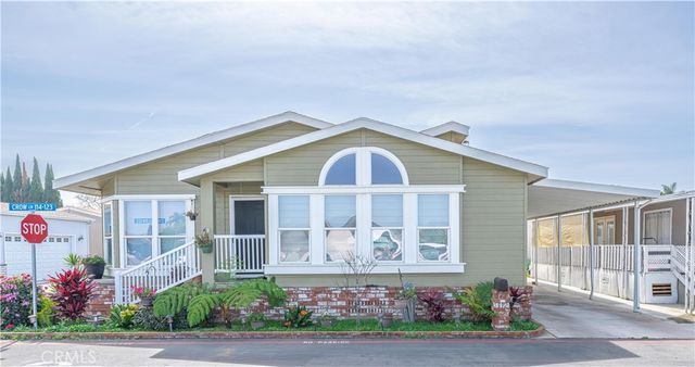 112 Crow, Fountain Valley, CA 92708