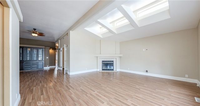 112 Crow, Fountain Valley, CA 92708