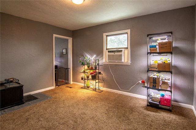 326 Back St, Mt Pleasant Twp, PA 15666