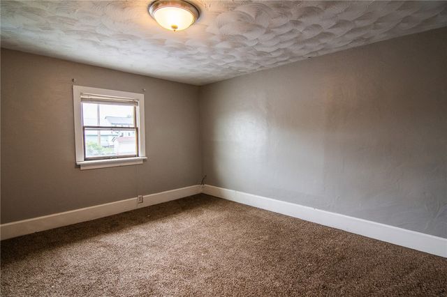 326 Back St, Mt Pleasant Twp, PA 15666