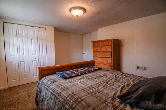 326 Back St, Mt Pleasant Twp, PA 15666