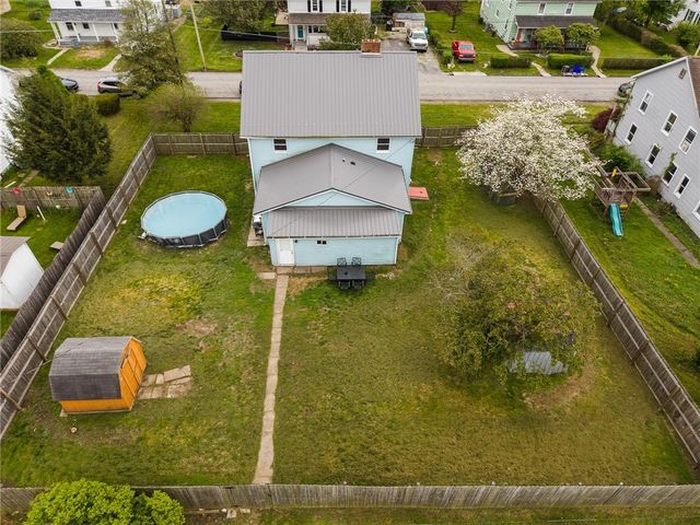 326 Back St, Mt Pleasant Twp, PA 15666