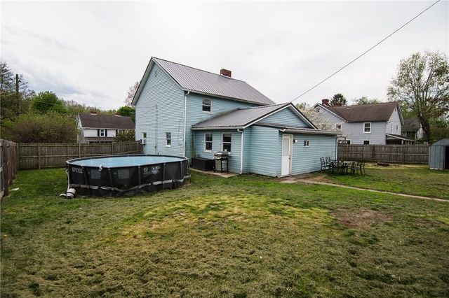326 Back St, Mt Pleasant Twp, PA 15666