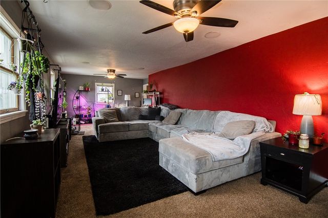 326 Back St, Mt Pleasant Twp, PA 15666