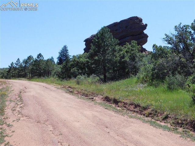 6382 Country Club Drive, Larkspur, CO 80118