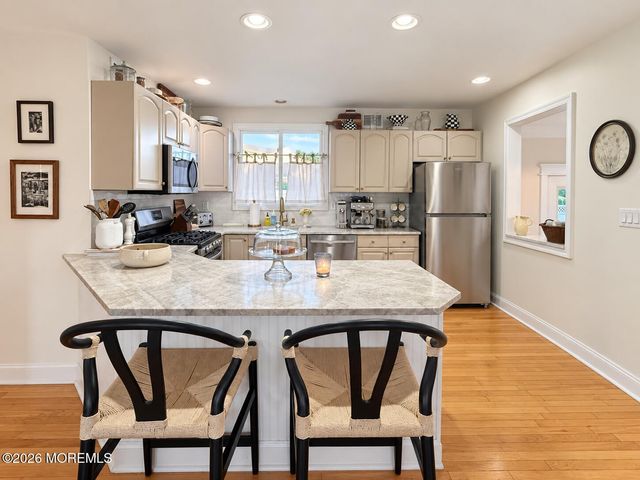 30 Laurel Street, West Long Branch, NJ 07764