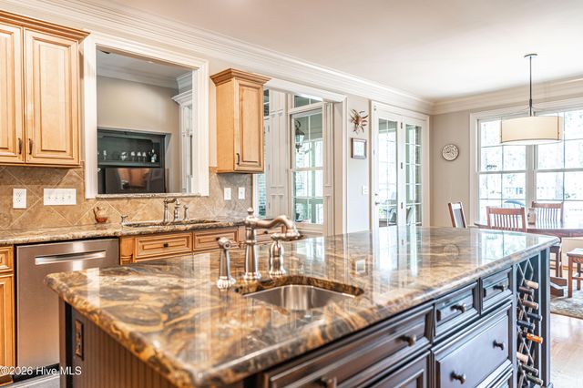 38 E Augusta Lane, Southern Pines, NC 28387