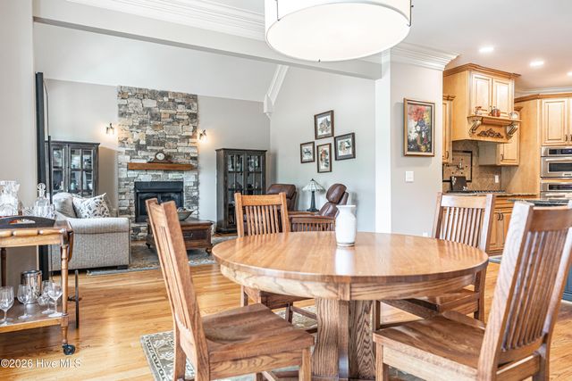 38 E Augusta Lane, Southern Pines, NC 28387