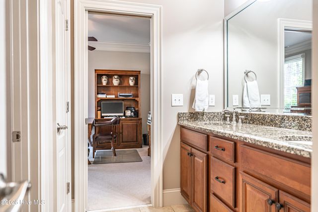 38 E Augusta Lane, Southern Pines, NC 28387