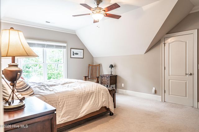 38 E Augusta Lane, Southern Pines, NC 28387