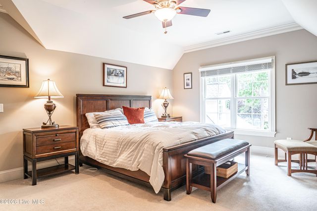 38 E Augusta Lane, Southern Pines, NC 28387
