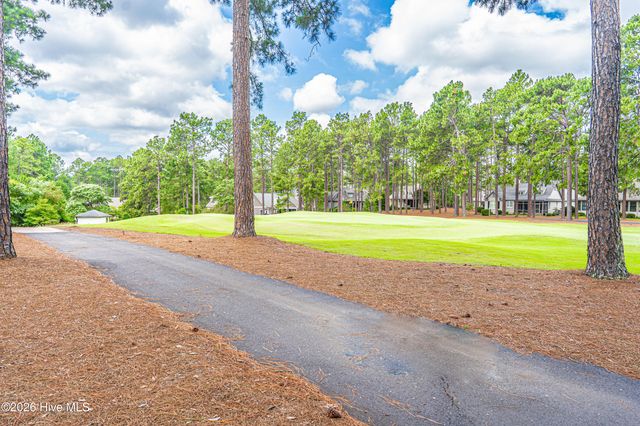 38 E Augusta Lane, Southern Pines, NC 28387