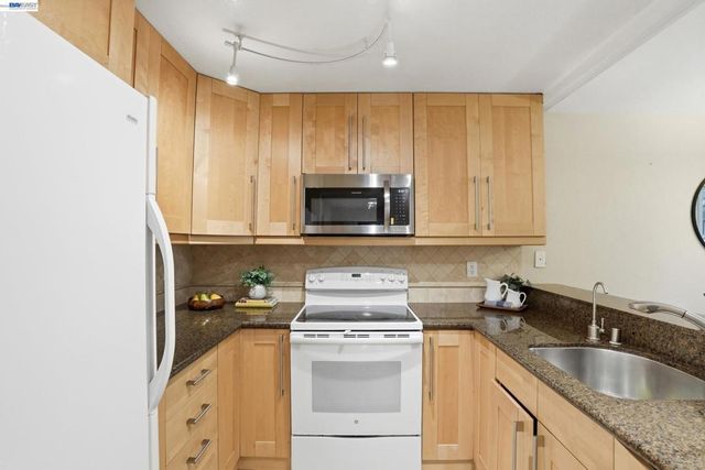 5292 Makati Circle, San Jose, CA 95123