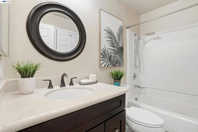 5292 Makati Circle, San Jose, CA 95123