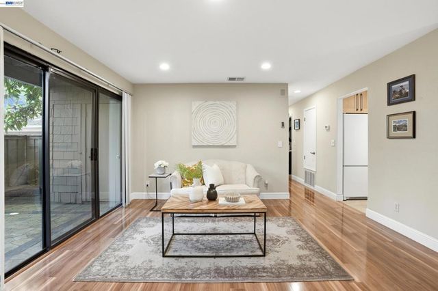 5292 Makati Circle, San Jose, CA 95123