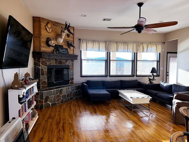 407 Texas Oak, Alpine, TX 79830