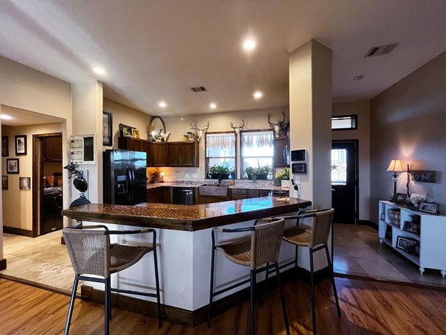 407 Texas Oak, Alpine, TX 79830