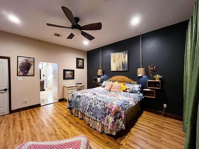 407 Texas Oak, Alpine, TX 79830