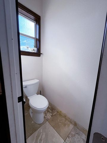 407 Texas Oak, Alpine, TX 79830