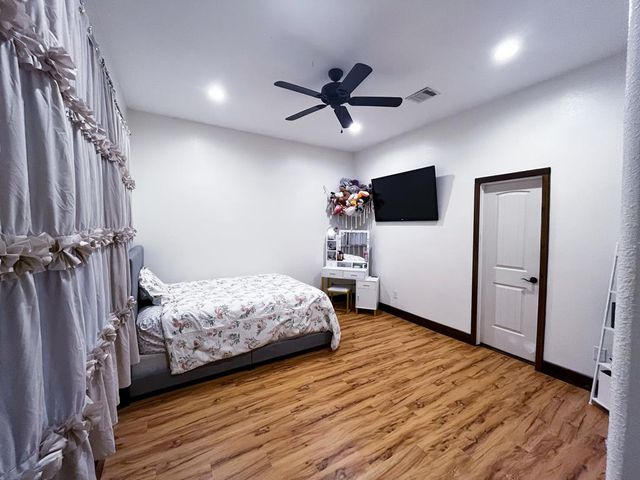 407 Texas Oak, Alpine, TX 79830