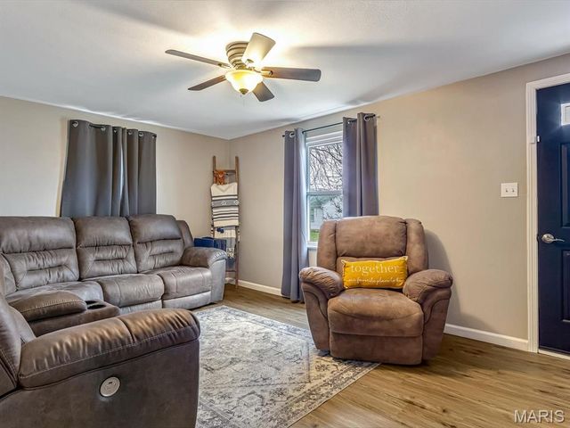 100 Lemen Street, Waterloo, IL 62298