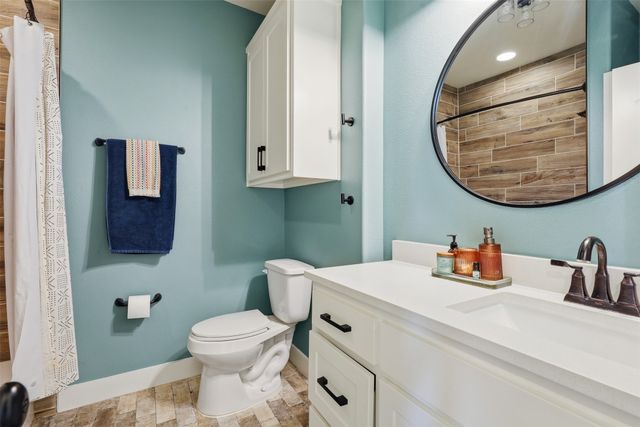 400 Stone Mountain Court, Cresson, TX 76035