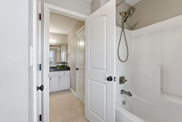 141 Minnow Cove Court, Nicholasville, KY 40356