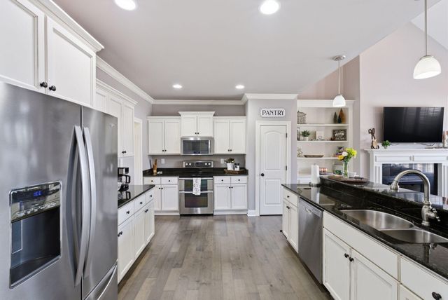 141 Minnow Cove Court, Nicholasville, KY 40356
